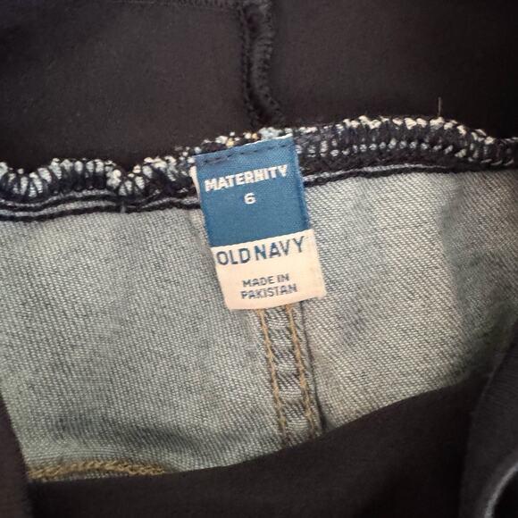 Old Navy Maternity Shorts Lot Of 4, One NWT, Denim And 2 Active Size 6 And Small - Picture 6 of 7